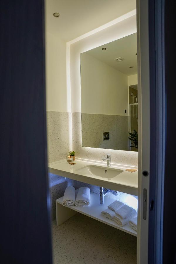 Aquamar Bed And Breakfast Crotone Exterior photo