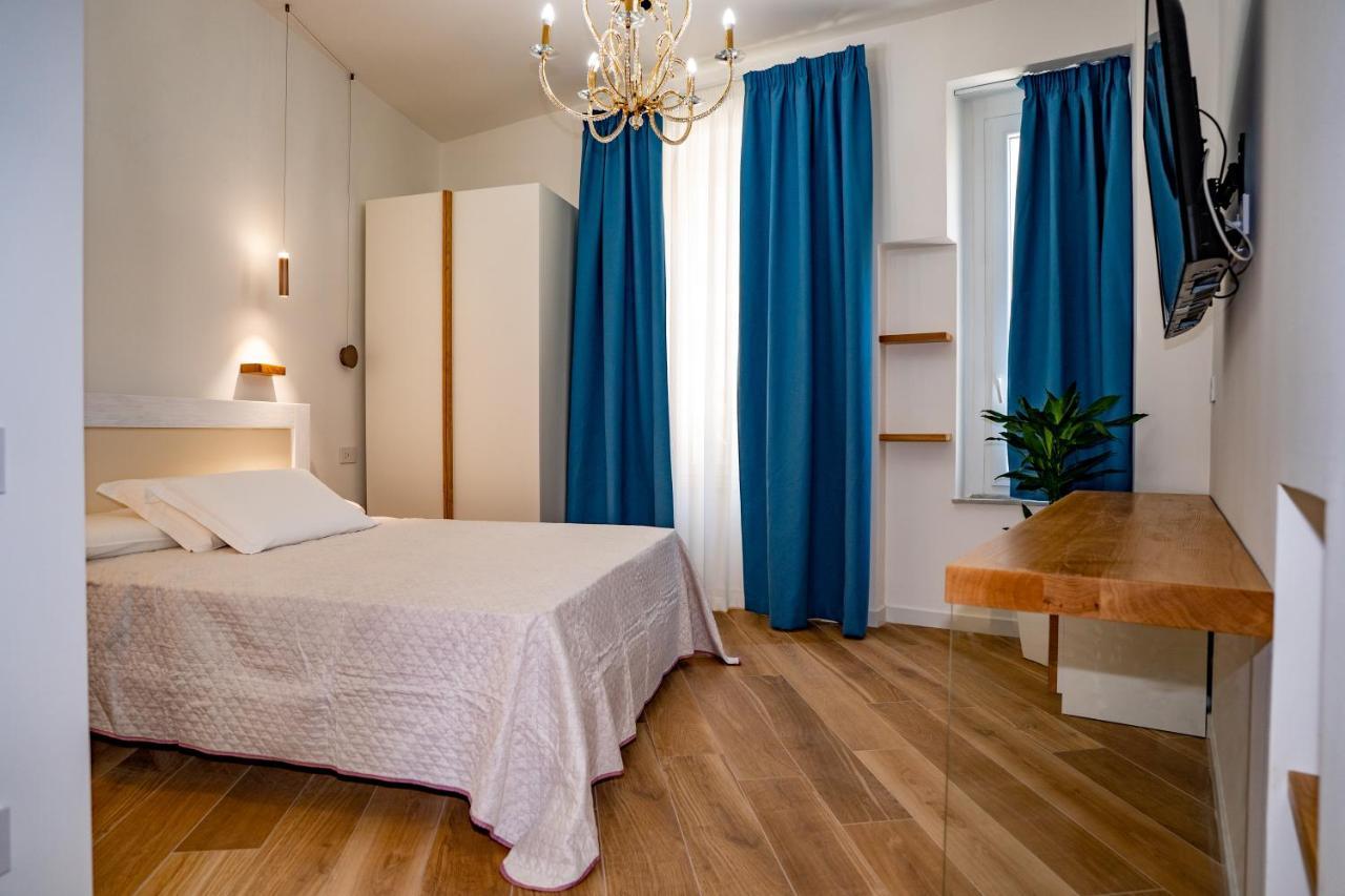 Aquamar Bed And Breakfast Crotone Exterior photo